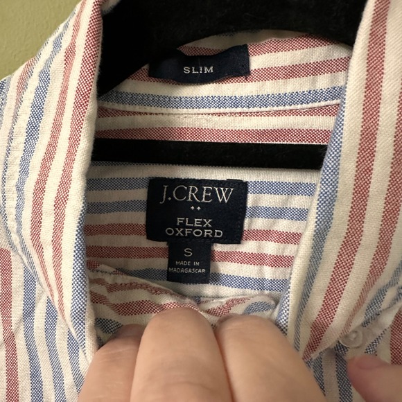 J Crew Slim Fit Flex Oxford Button Down Shirt Mens Size S Red Blue Stripe - Picture 3 of 9
